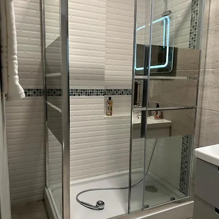 Waves 13 Апартаменты Нэводари