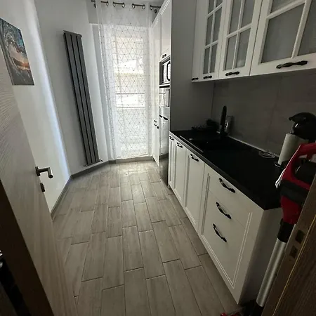 Waves 13 Апартаменты Нэводари